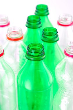 plastik şişeler