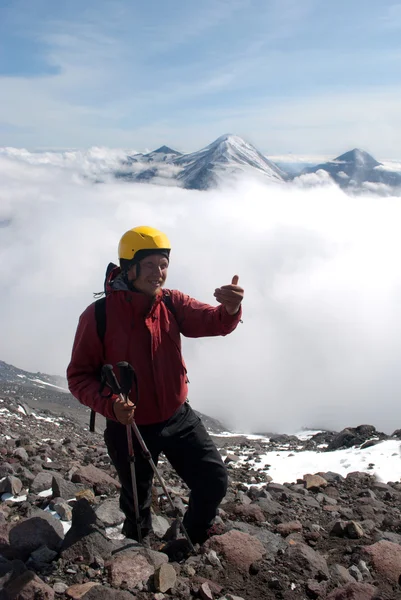 Escursionista in cima — Foto Stock