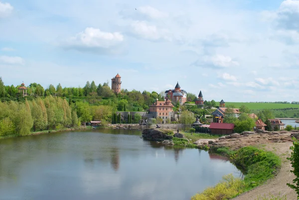 Homestead op riverside, dorp buki, Oekraïne Rechtenvrije Stockfoto's