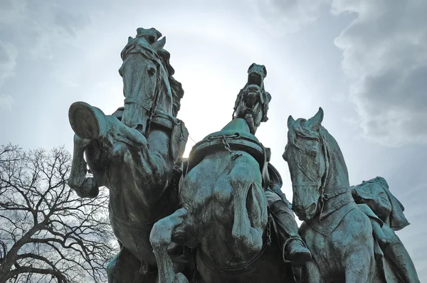 Verlenen van memorial — Stockfoto