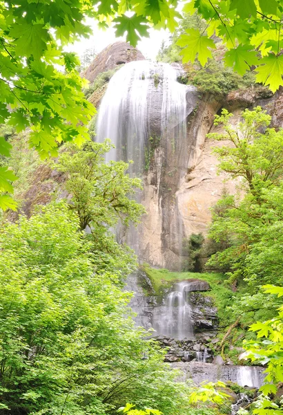 Kusten faller — Stockfoto