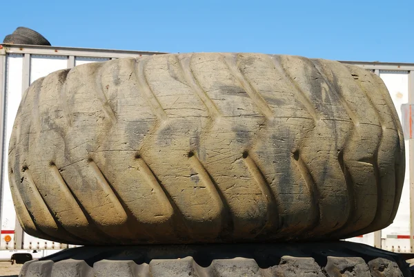 Old Tractor Tires — Stock Photo, Image