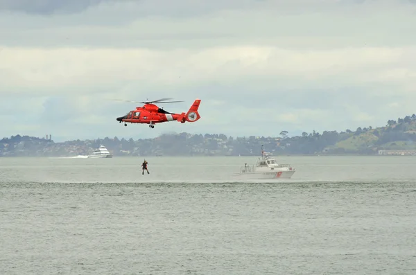 Coast Guard Rescue — Stock Photo, Image