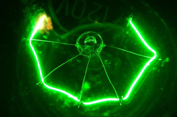 緑の電球 — ストック写真