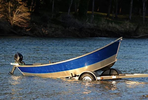 Barco à deriva — Fotografia de Stock