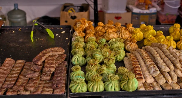 Cucina Nazionale Tradizionale Georgiana Khinkali Verde Con Spinaci Altro Cibo — Foto Stock