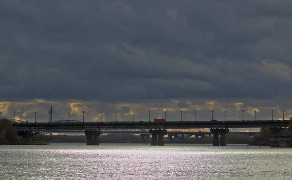 Una Hermosa Vista Del Río Dnipro Puente Paton Otros Puentes —  Fotos de Stock