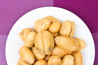 tropikal meyve tabağı salacca.