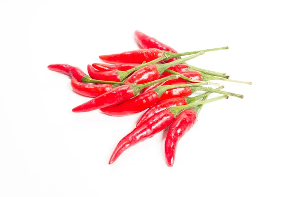 Haug med rød chillipepper isolert på hvit bakgrunn . – stockfoto