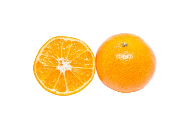 Fruit orange isolé sur fond blanc. — Photo