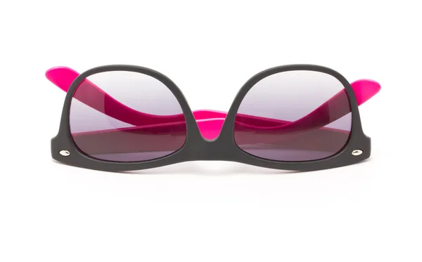 Gafas de sol rosas y negras para mujer aisladas sobre fondo blanco . — Foto de Stock