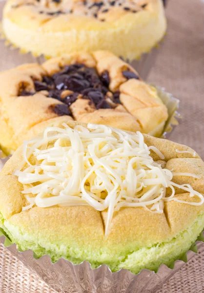 Philippines sponge cake call mamon. — Stock Photo, Image