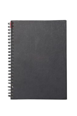 siyah sert kapak defter ile telli defter üzerinde beyaz izole.