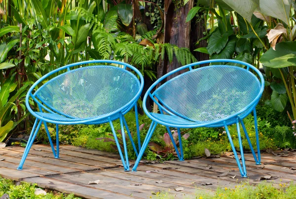 Blue garden metal chairs. — Stock Photo, Image