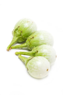 Yeşil patlıcan