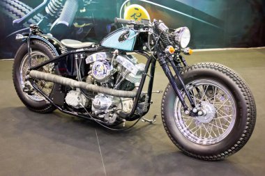 Mühendislik sıfır motosiklet