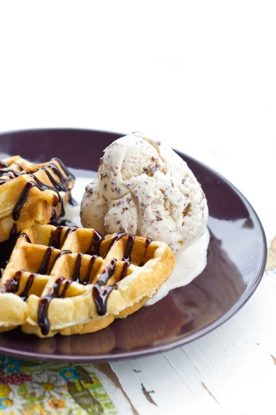 Baked waffle with ice cream. — Stock Photo, Image