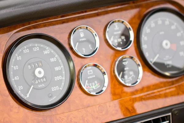 Dashboard detail of vintage car. — Stock Photo, Image