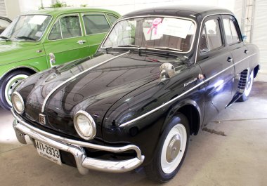 Renault dauphine 845cc'ndeki
