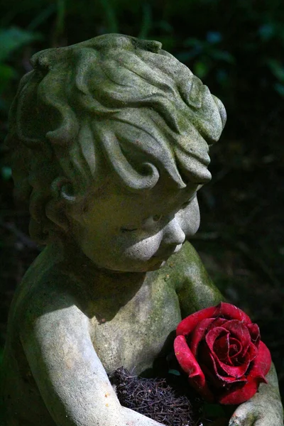 Garden statues — Stock Photo, Image