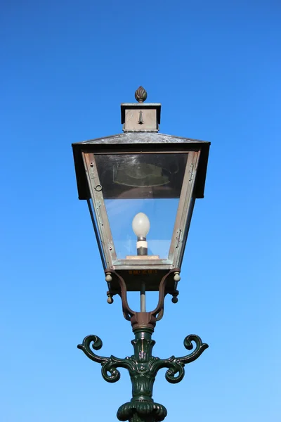Дорожный фонарь — стоковое фото