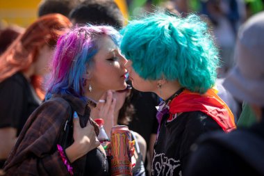 Sofya, Bulgaristan - 18 Haziran 2022: LGBT hakları lezbiyeni, eşcinsel, transeksüel ve biseksüel destekleme amaçlı Sofya Onur etkinliği 15 'inci kez Sofya' da düzenleniyor.