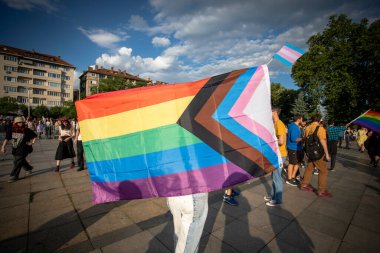 Sofya, Bulgaristan - 18 Haziran 2022: LGBT hakları lezbiyeni, eşcinsel, transeksüel ve biseksüel destekleme amaçlı Sofya Onur etkinliği 15 'inci kez Sofya' da düzenleniyor.