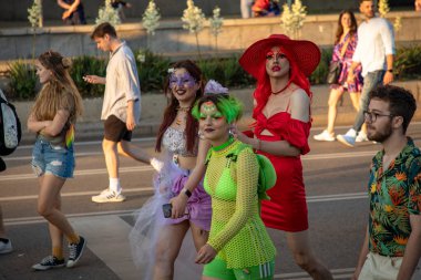 Sofya, Bulgaristan - 18 Haziran 2022: LGBT hakları lezbiyeni, eşcinsel, transeksüel ve biseksüel destekleme amaçlı Sofya Onur etkinliği 15 'inci kez Sofya' da düzenleniyor.