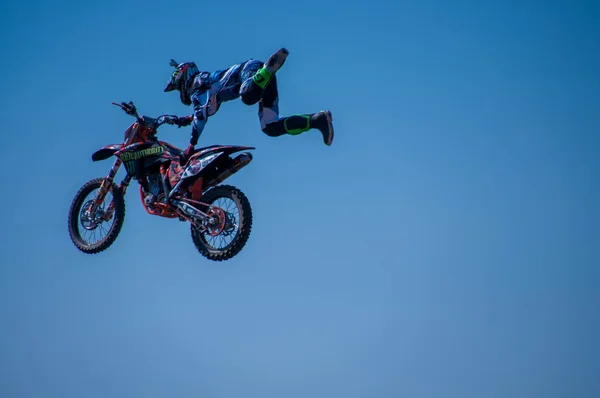 Motocross arial hoppar — Stockfoto