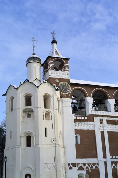 Zvonici kláštera svaté euthymius v Suzdalu — Stock fotografie