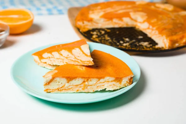 Cazuelas Calabaza Con Queso Cottage Forma Cebra Pastel Naranja Otoño — Foto de Stock