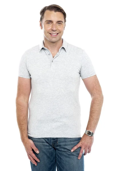 Casual portrait of smiling young man — Stock Photo, Image