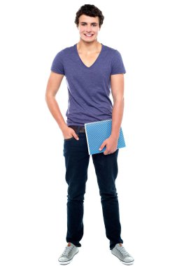 defter ile el poz şık üniversite öğrencisi