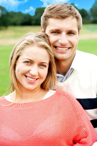 Closeup shot of an attractive love couple — Stock Photo, Image