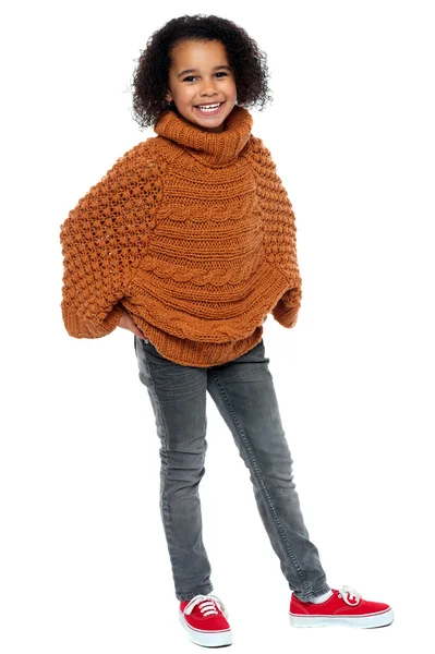Afro american girl in over sized pullover — Stock Photo, Image
