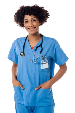 kolay kadın doktor üzerinde beyaz izole gülümseyen