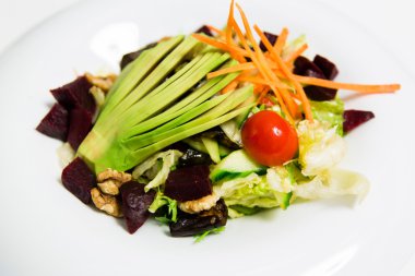 sığır fileto ile hızlı sebze güveç