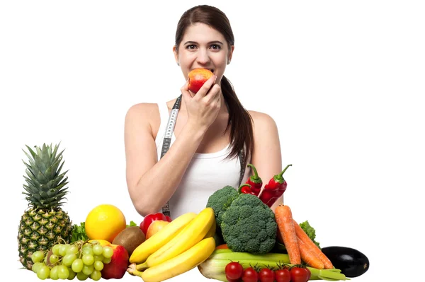 Una manzana al día mantiene alejado al médico. —  Fotos de Stock