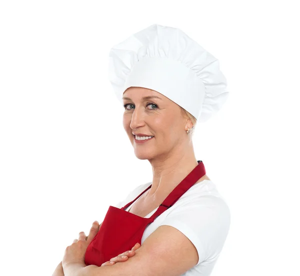 Mediana edad confidente mujer chef posando — Foto de Stock