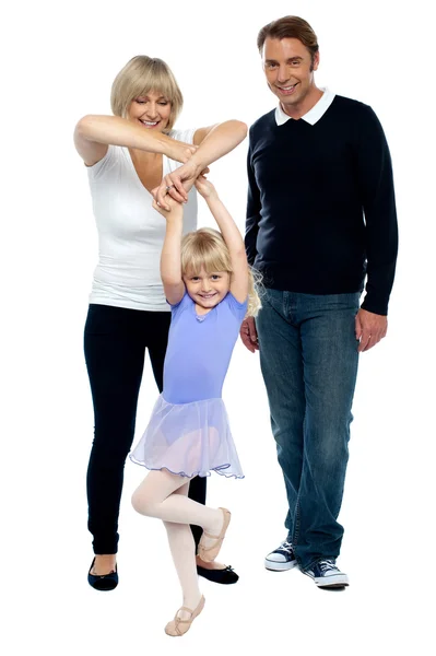 Mooi meisje kind dansen slim — Stockfoto