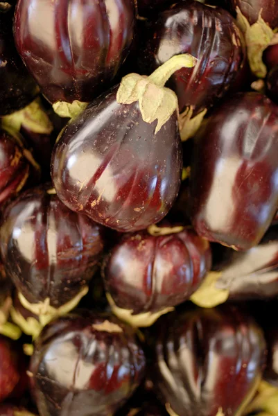 Closeup of eggplants — Stock Photo, Image