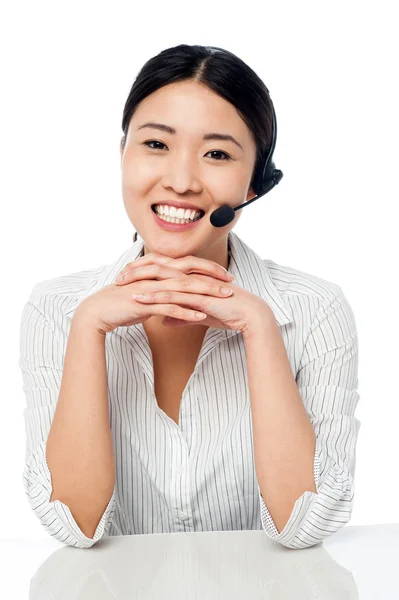 Cute asian female as help desk operator — Stock Photo, Image