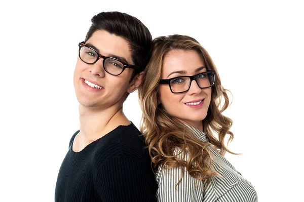 sevgi çift arkaya poz