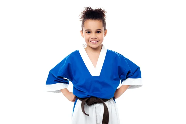 S úsměvem mladá karate kid — Stock fotografie