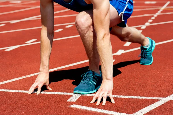 Runner bersiap-siap untuk balapan — Stok Foto