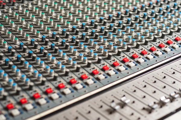 Audio mixing console — Stockfoto