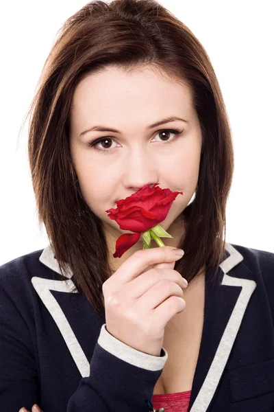 Adorável jovem com uma bela rosa vermelha — Fotografia de Stock