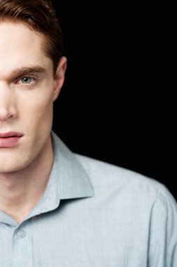 genç adam, yarım yüz