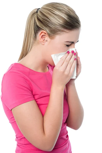 Girl sneezing — Stock Photo, Image