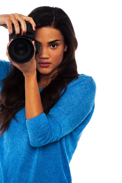 Young girl taking photos — Stock Photo, Image